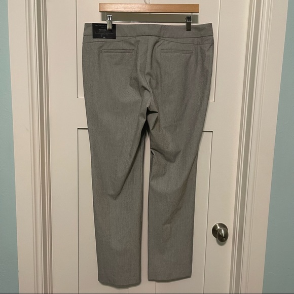 NWT Worthington size 14 petite black and white vertical stripe trousers! - Picture 3 of 6